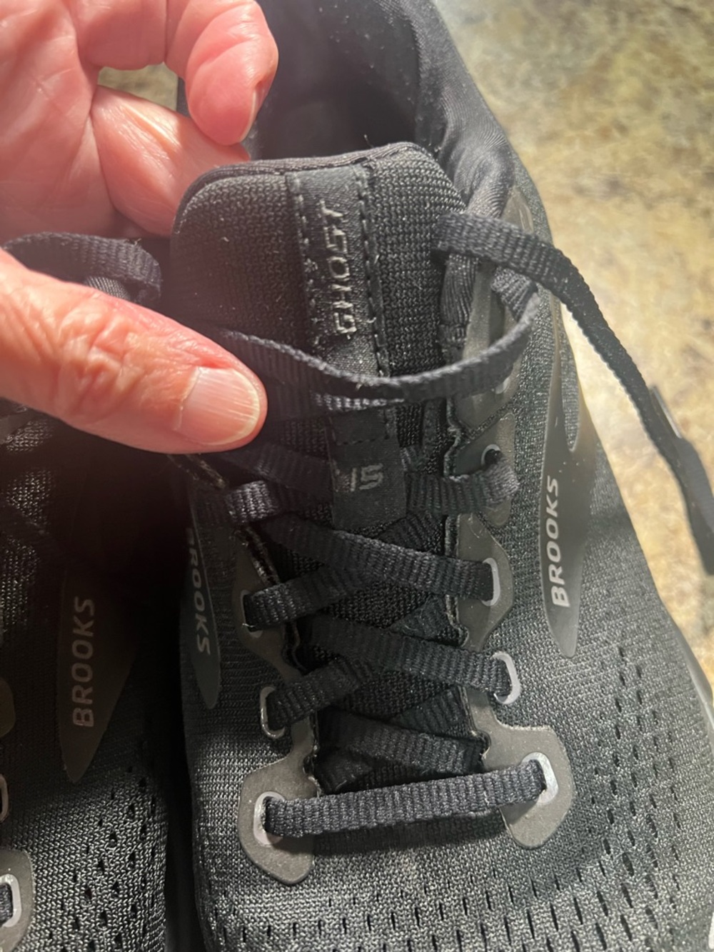 Brooks Ghost 15 Men’s Black Athletic Running Shoes - Picture 11 of 11
